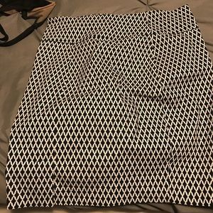 Printed pencil skirt